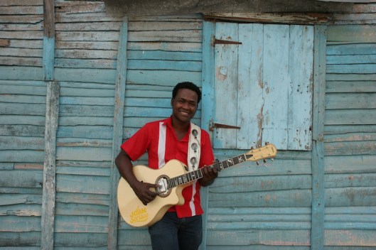 joan blue wall_Ben De Menil